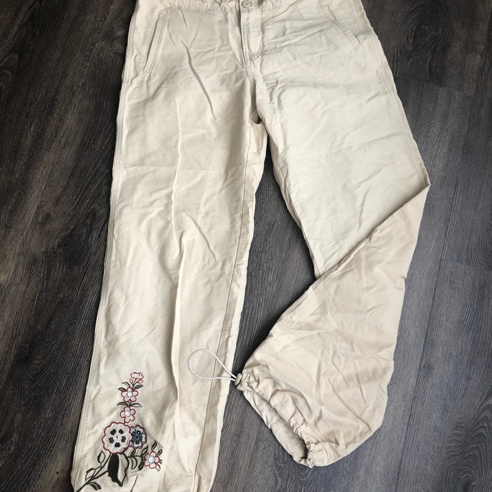 Nice pants! Good for hiking and more.